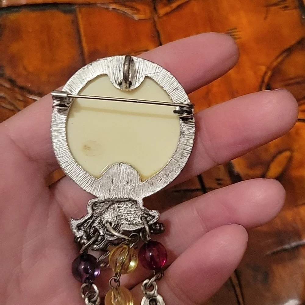 Vintage Brooch‎